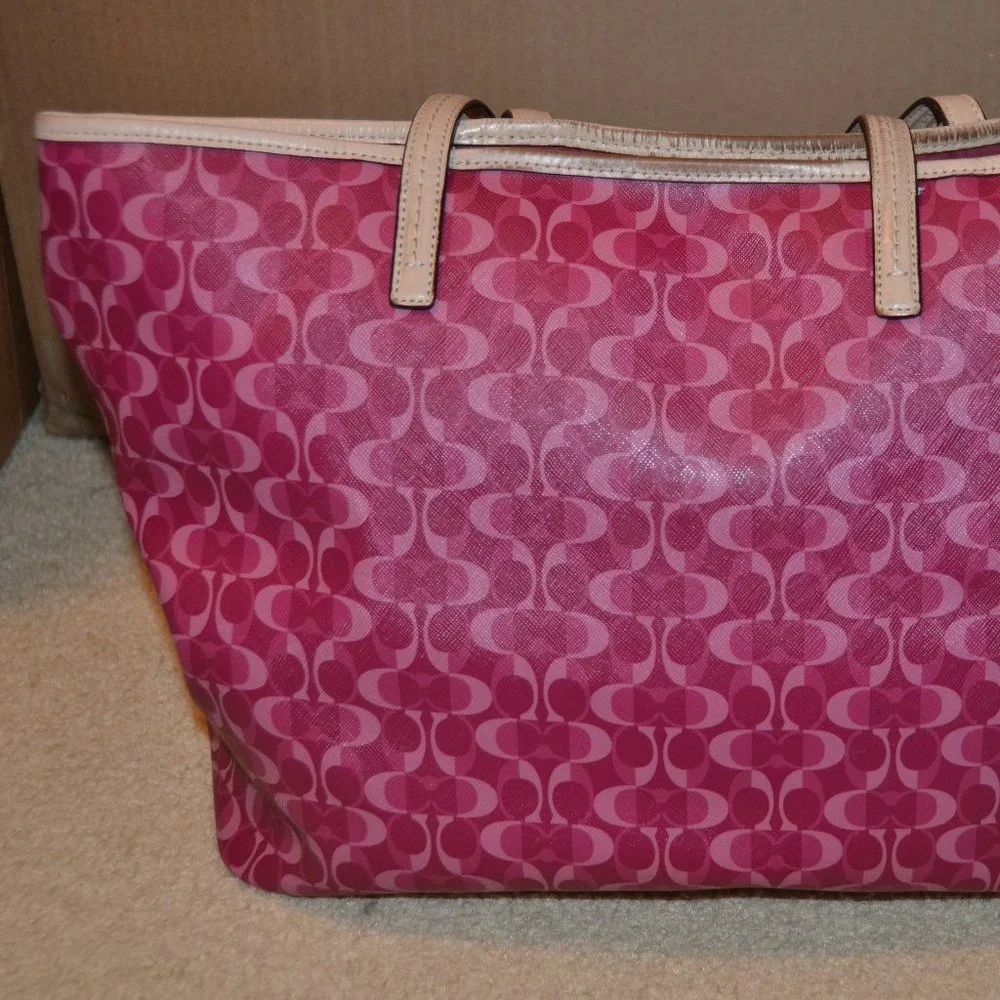 AUTH COACH SIGNATURE SUMMER PINK 25673 PARK METRO COATED LG SHOPPER TOTE PURSE